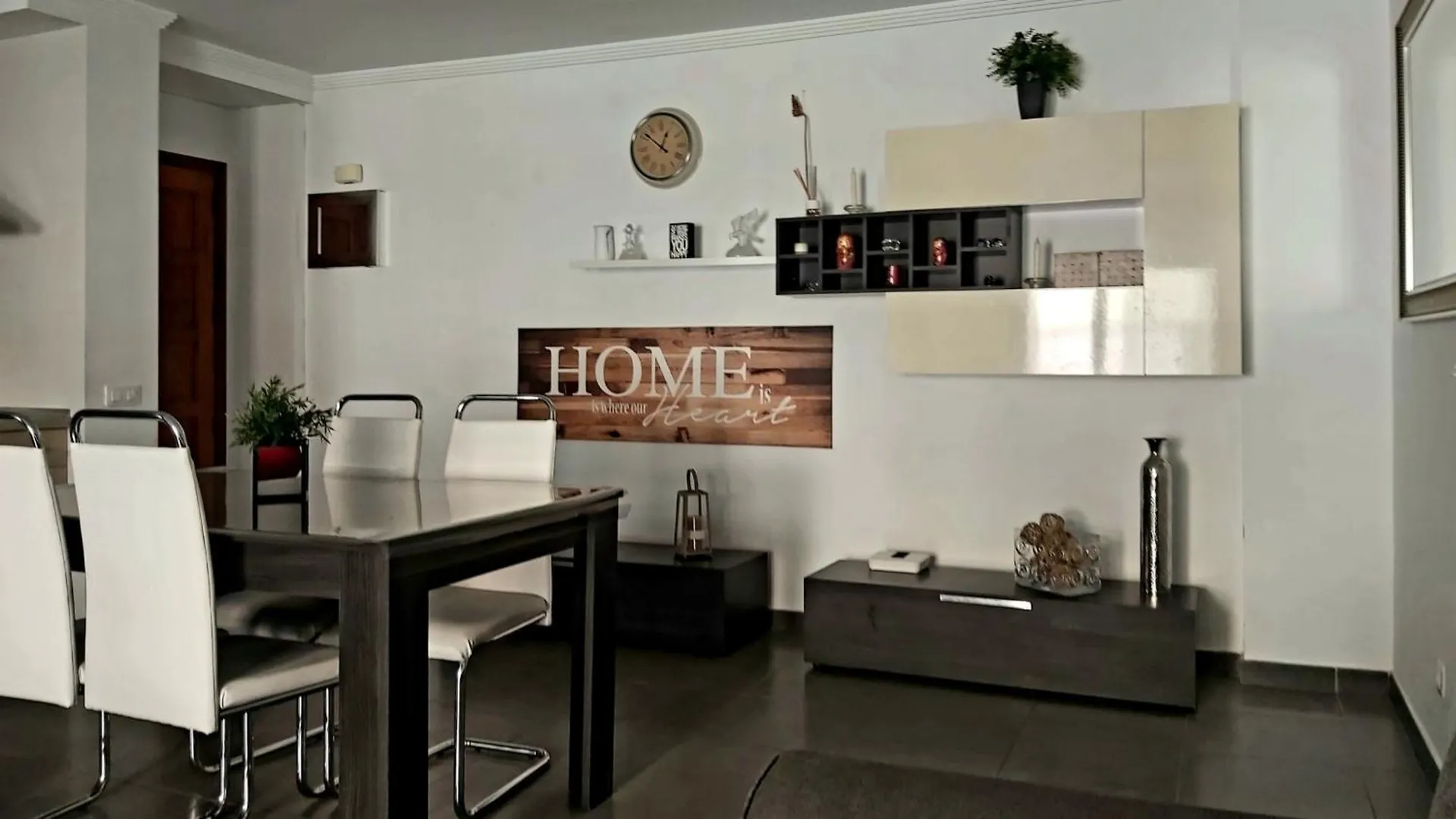 Sara Home Vacations Los Cristianos  Apartmán Los Cristianos (Tenerife)